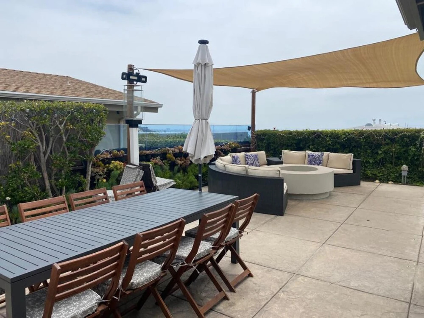 Charming 4-bed Villa in Malibu