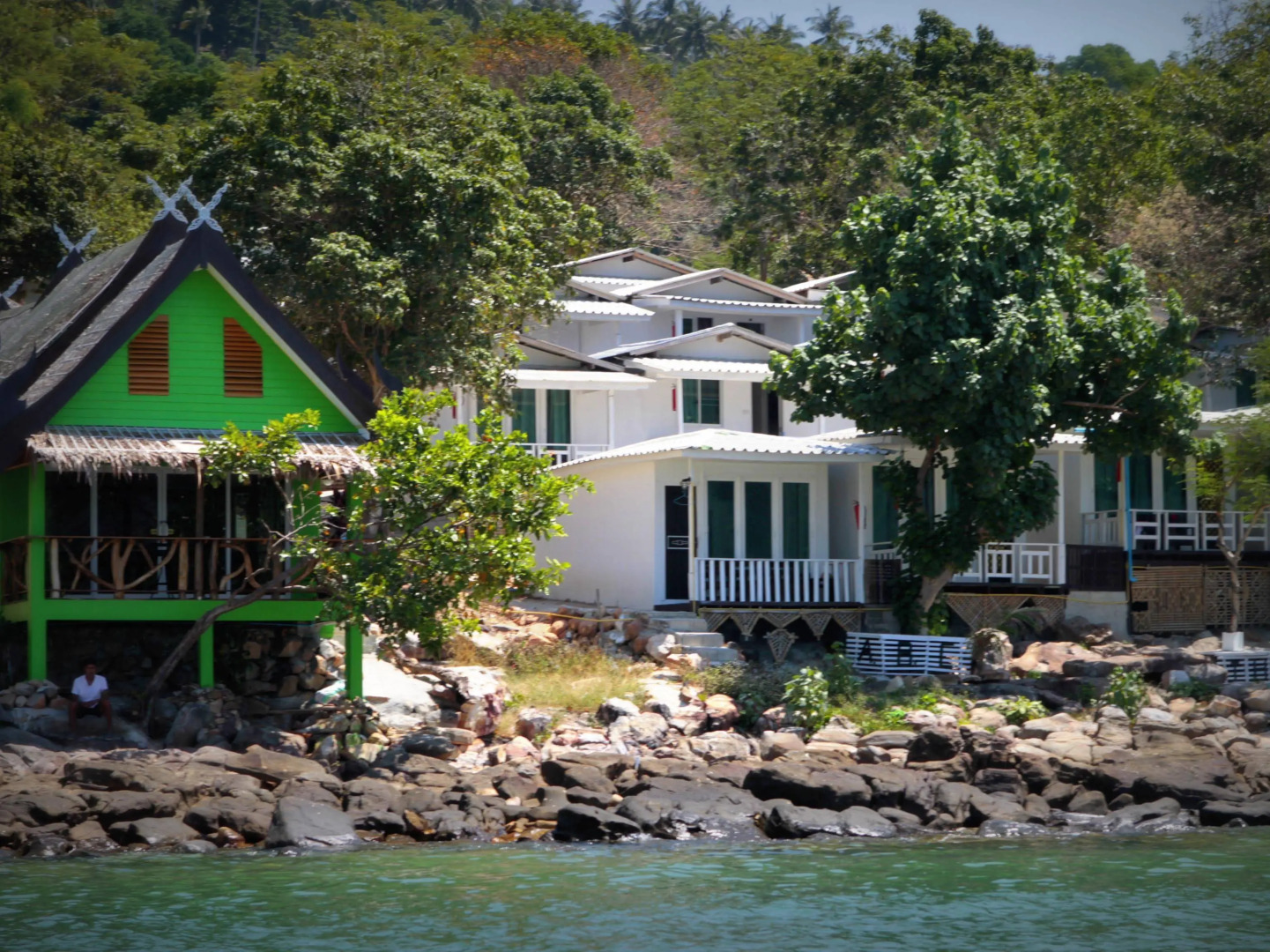 Phi Phi Cozy Seafront Resort