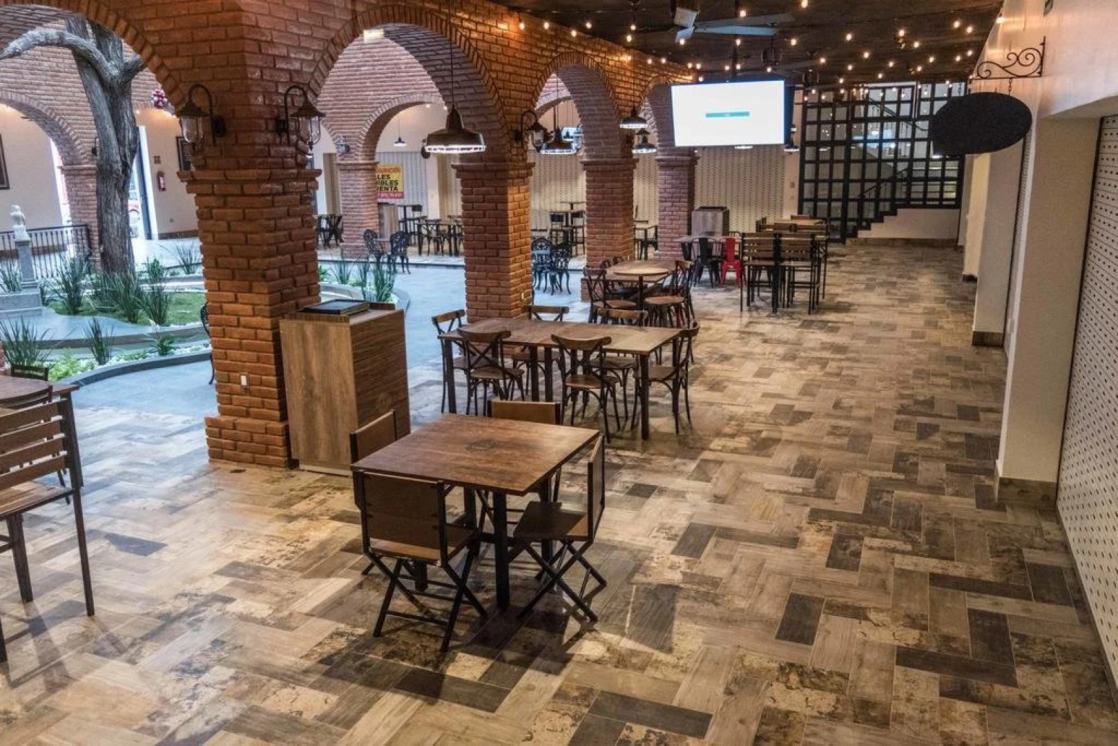 Punto Madero Hotel & Plaza