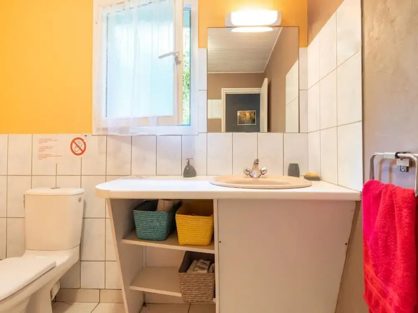 Tranquil Villa in Les Salelles