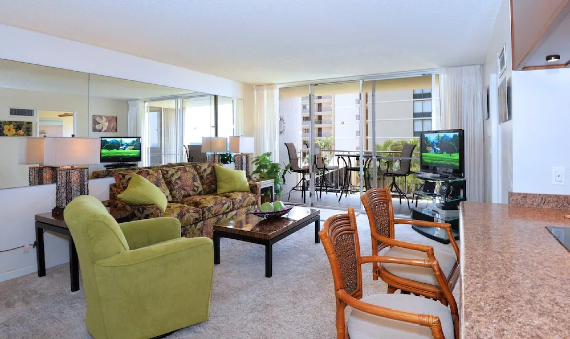 Royal Kahana 315 by RedAwning