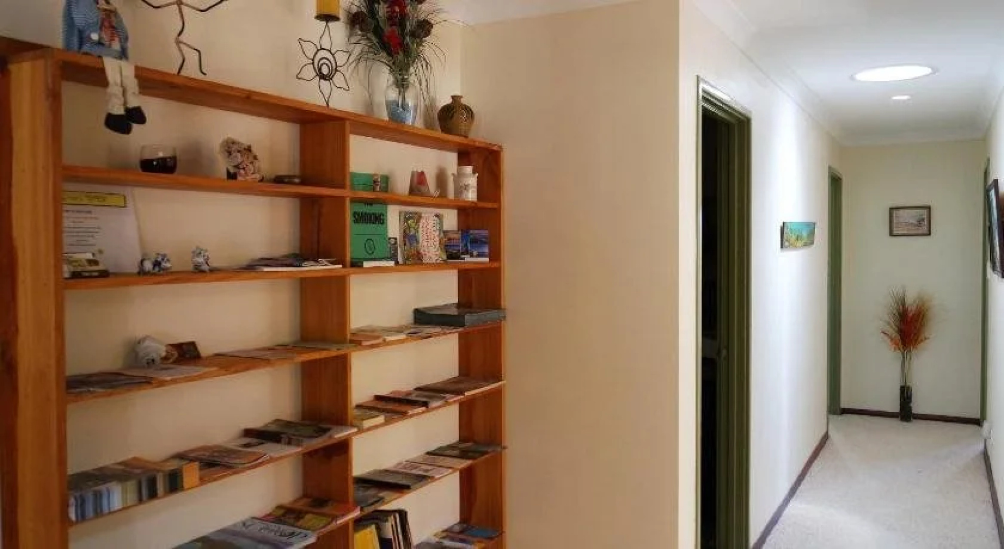 Eleebana Guest House