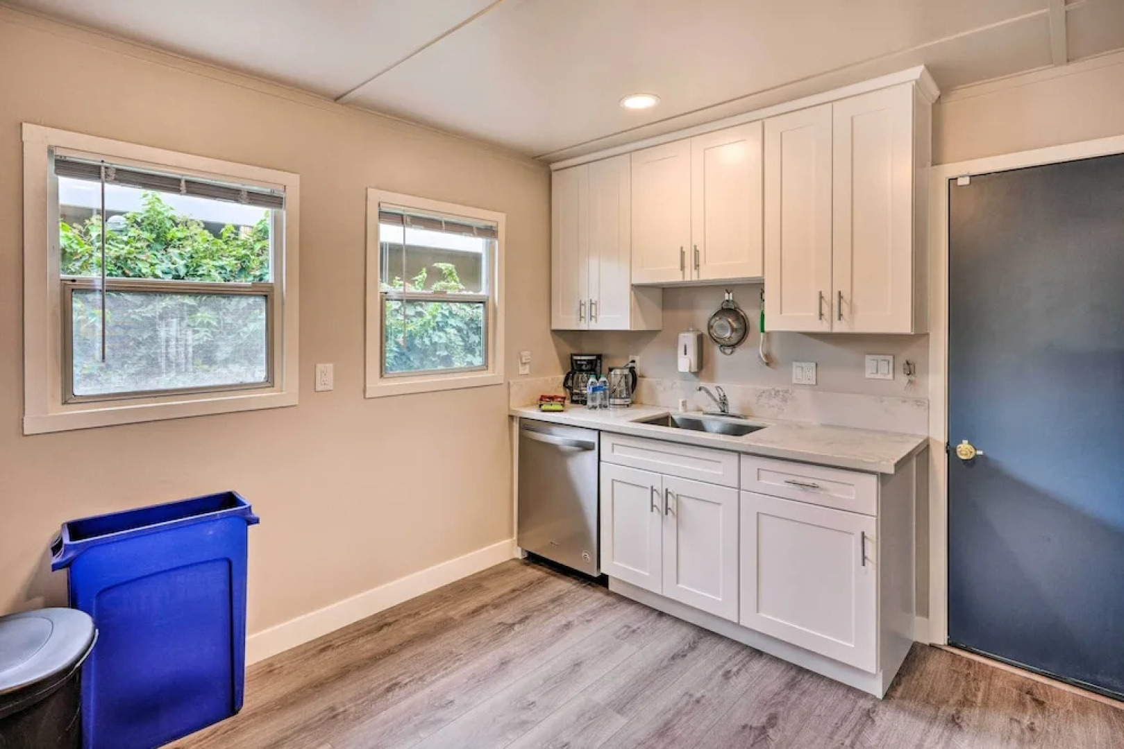 Cozy Elk Grove Home in the Heart of Old Town!