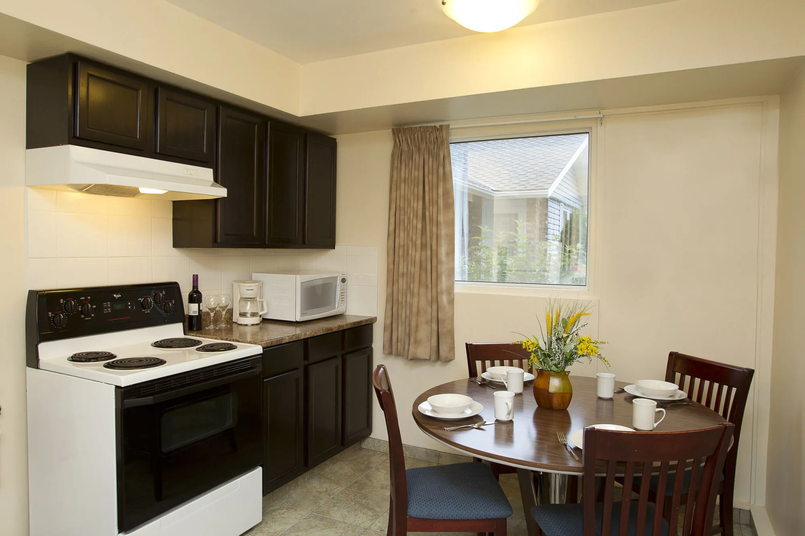 Scott's Inn and Suites