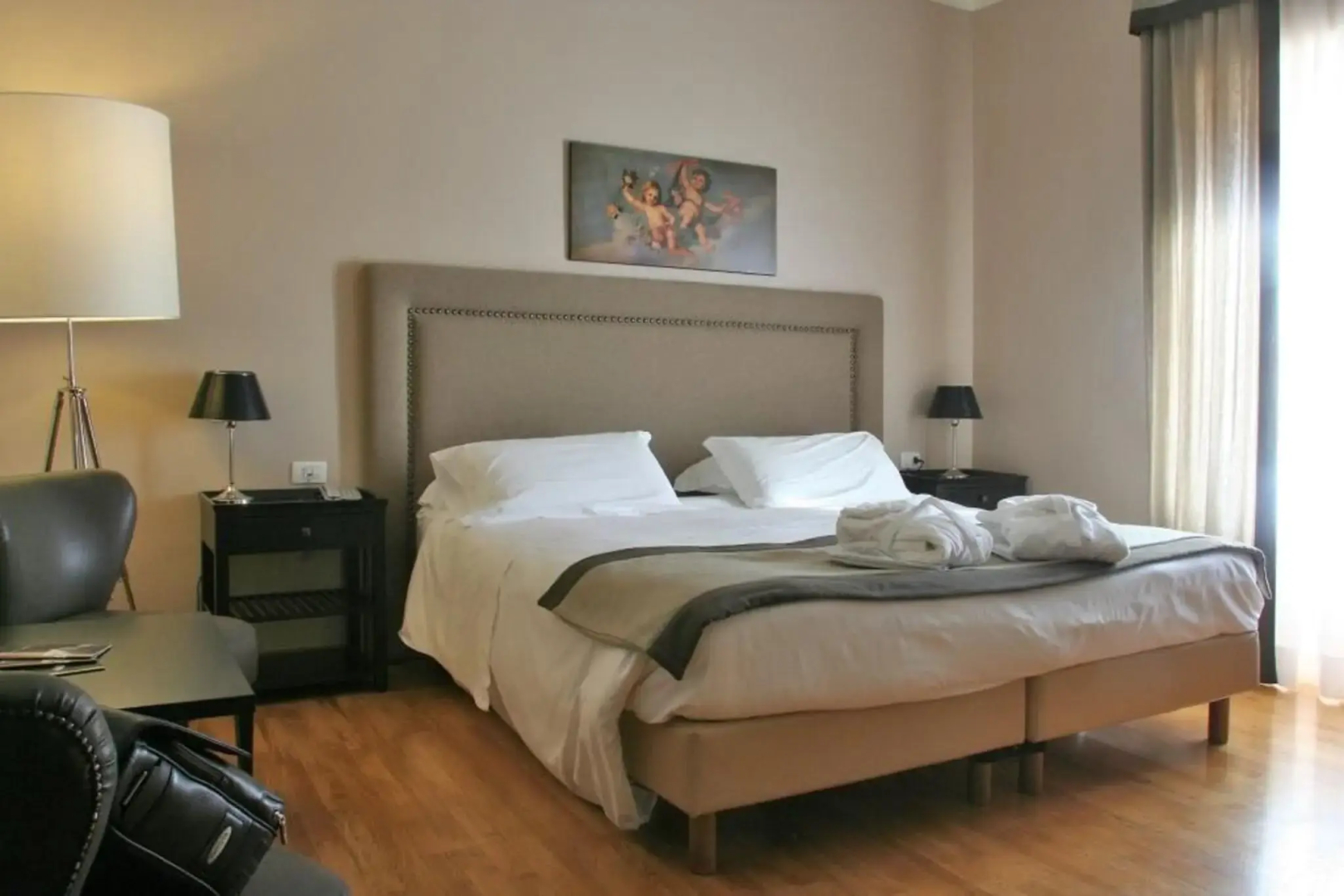 Ambasciatori Place Hotel