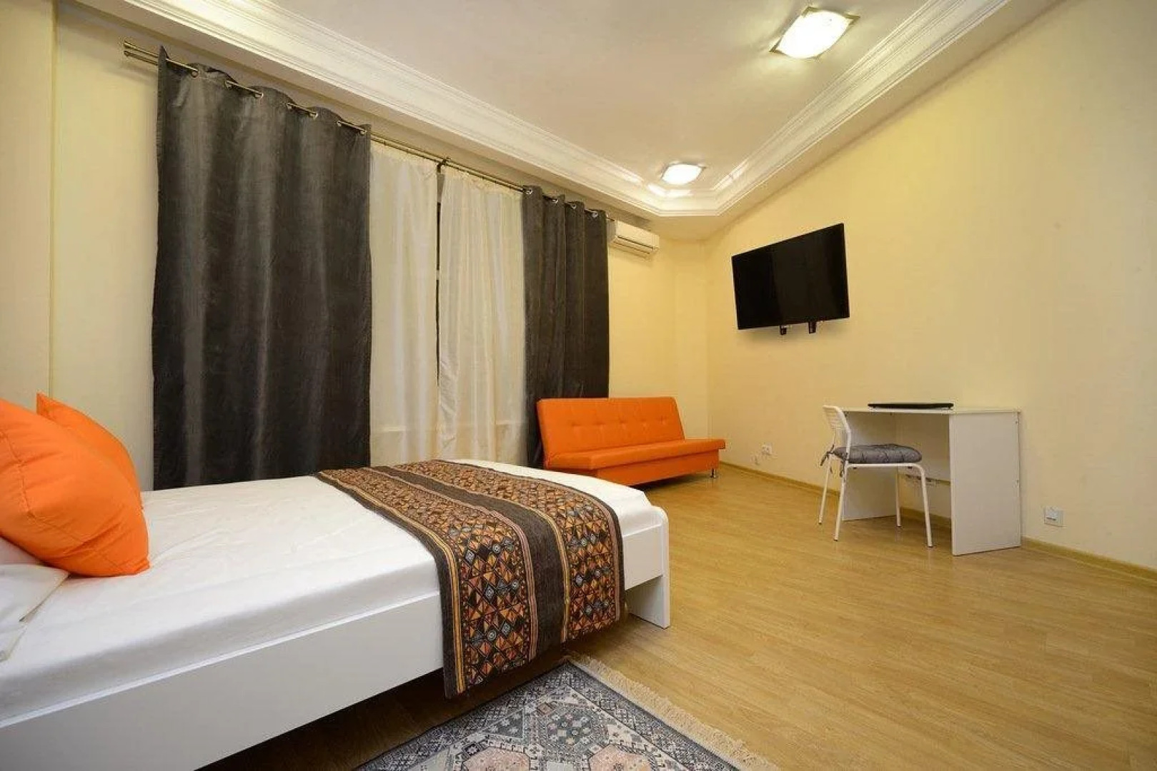 Apelsin Hotel on Sretenskiy Boulevard