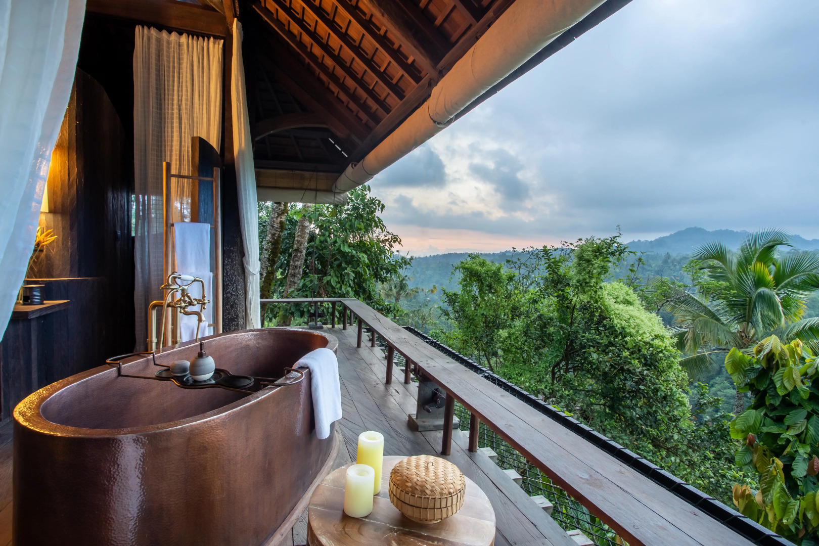 Отель Buahan, A Banyan Tree Escape