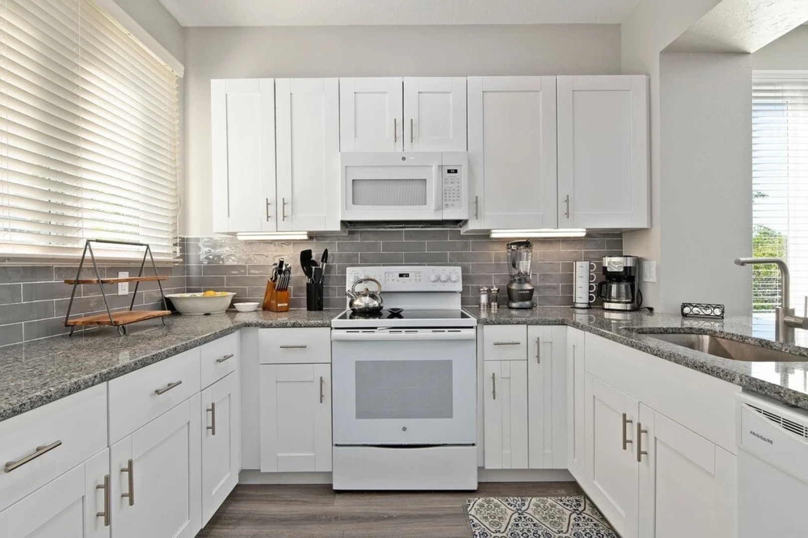 Spacious Townhome In Longboat Key Resort 2 Bedroom Townhouse by Redawning