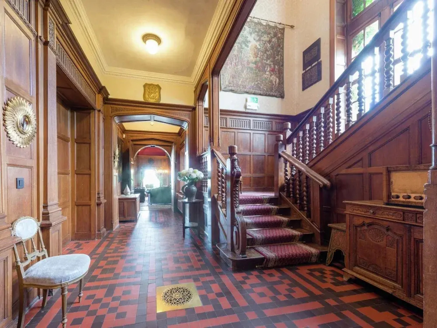 Luxury Spa Castle With Swimming Pool