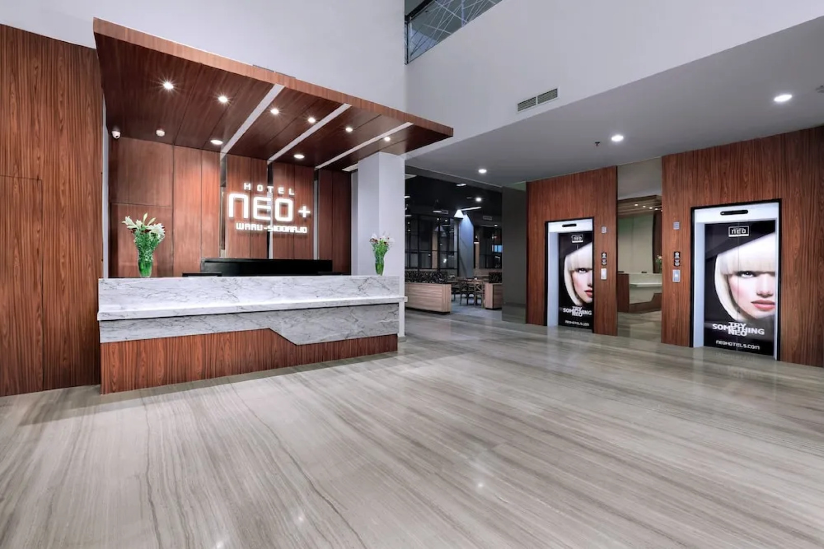 Hotel NEO + Waru-Sidoarjo
