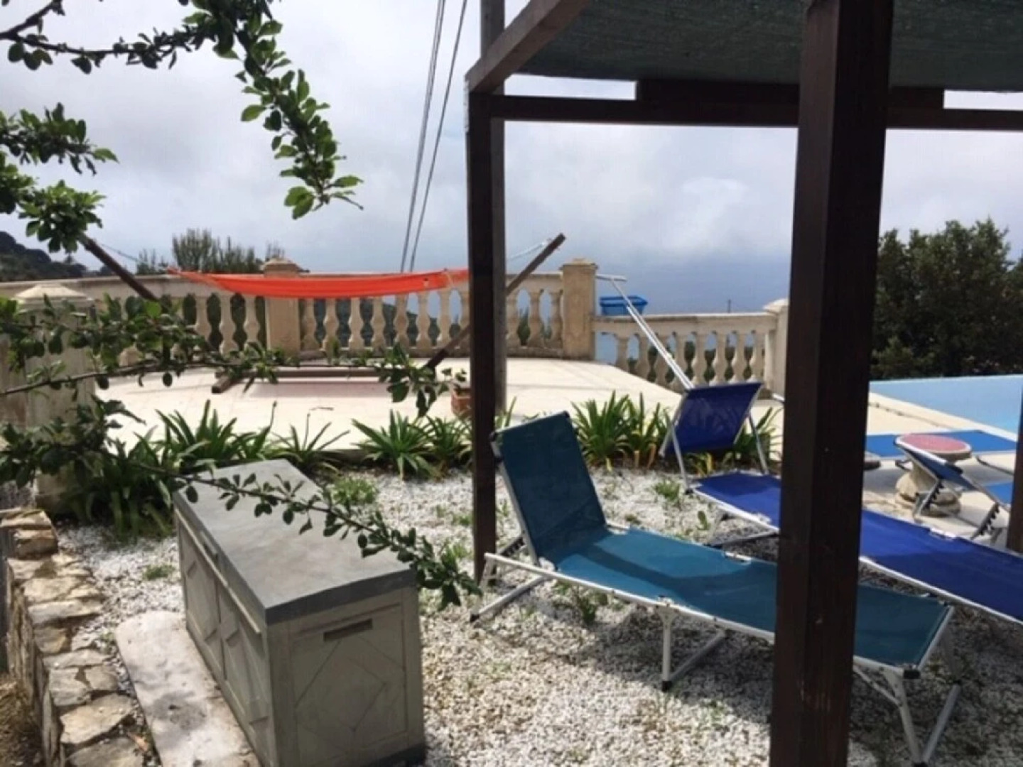 Villa Saint James Pool & View