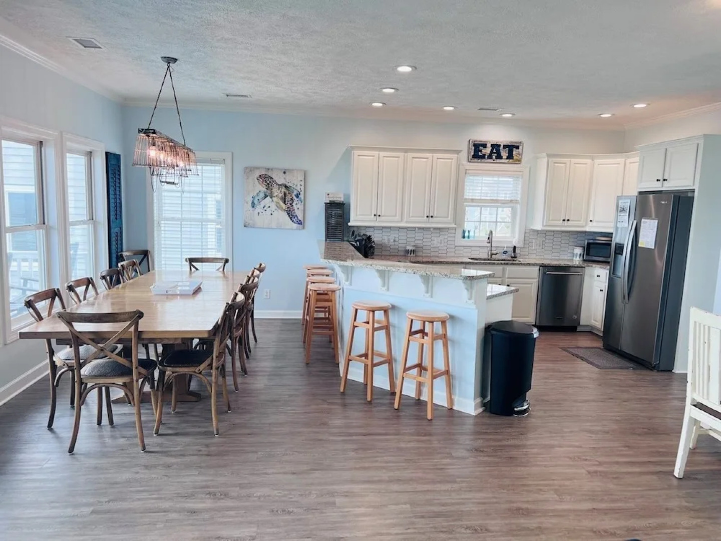 Sunny Times 4 Bedroom Home by RedAwning