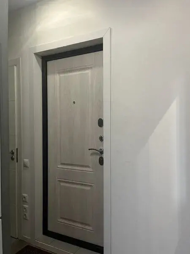 Хэппи Пипл на ул. Галины Вишневской, д. 5