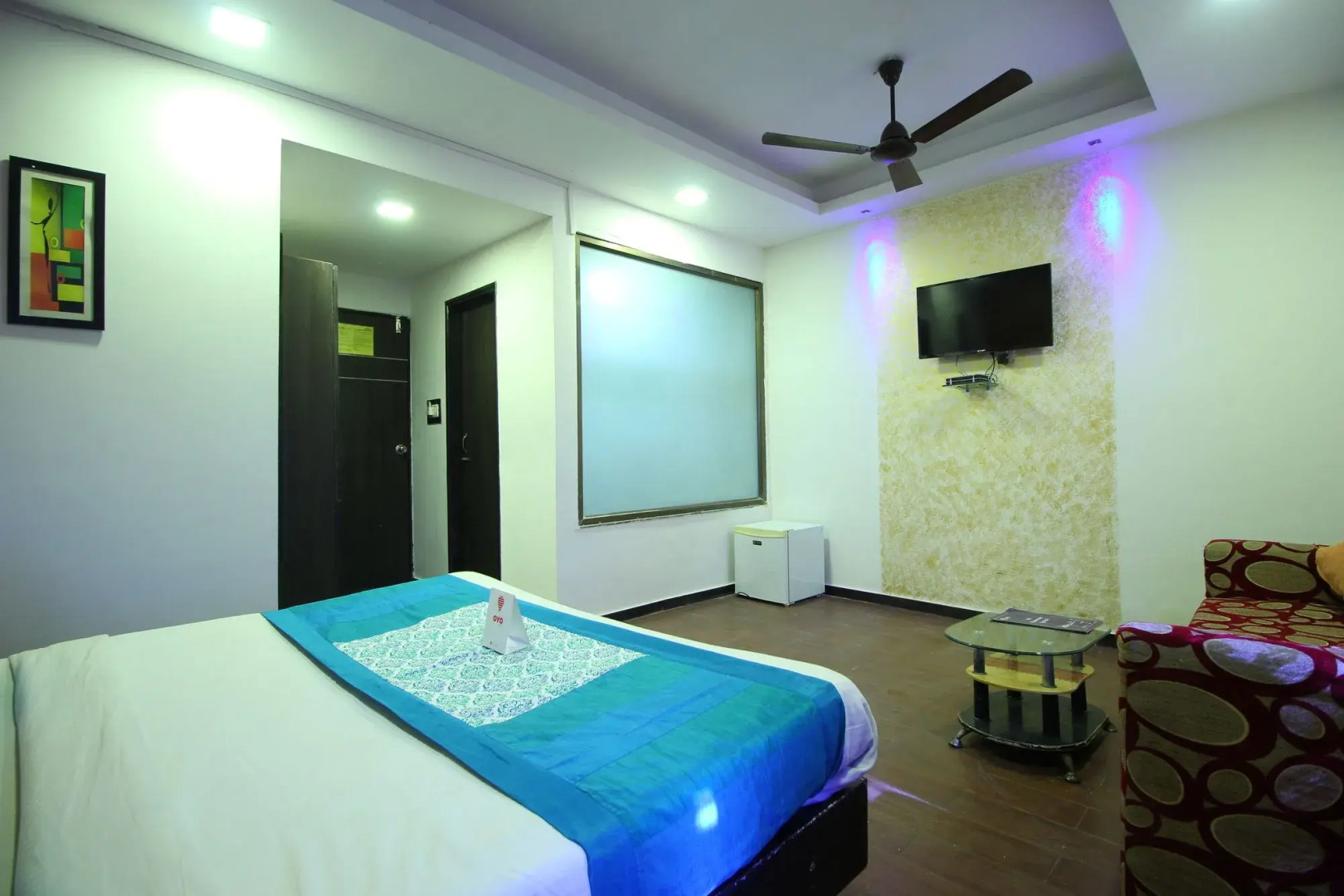 OYO Hotel Dash Continental