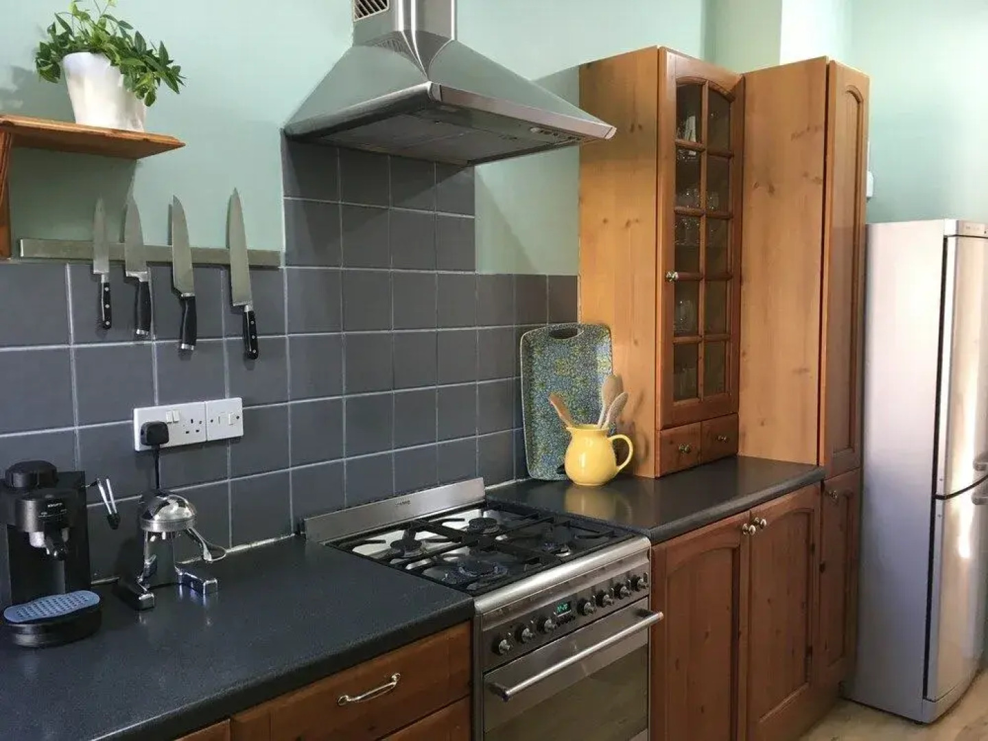 Chic City Centre Georgian Maisonette