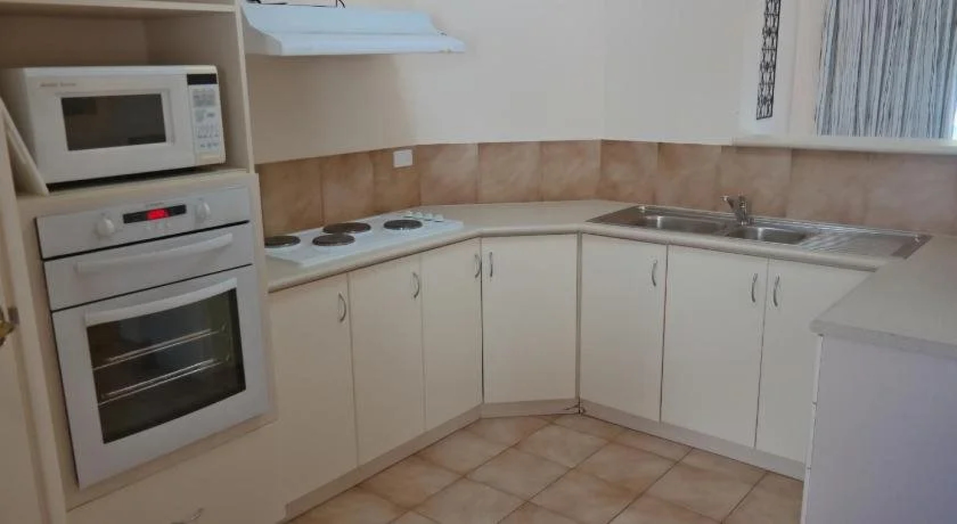 Pelican Shore Villas