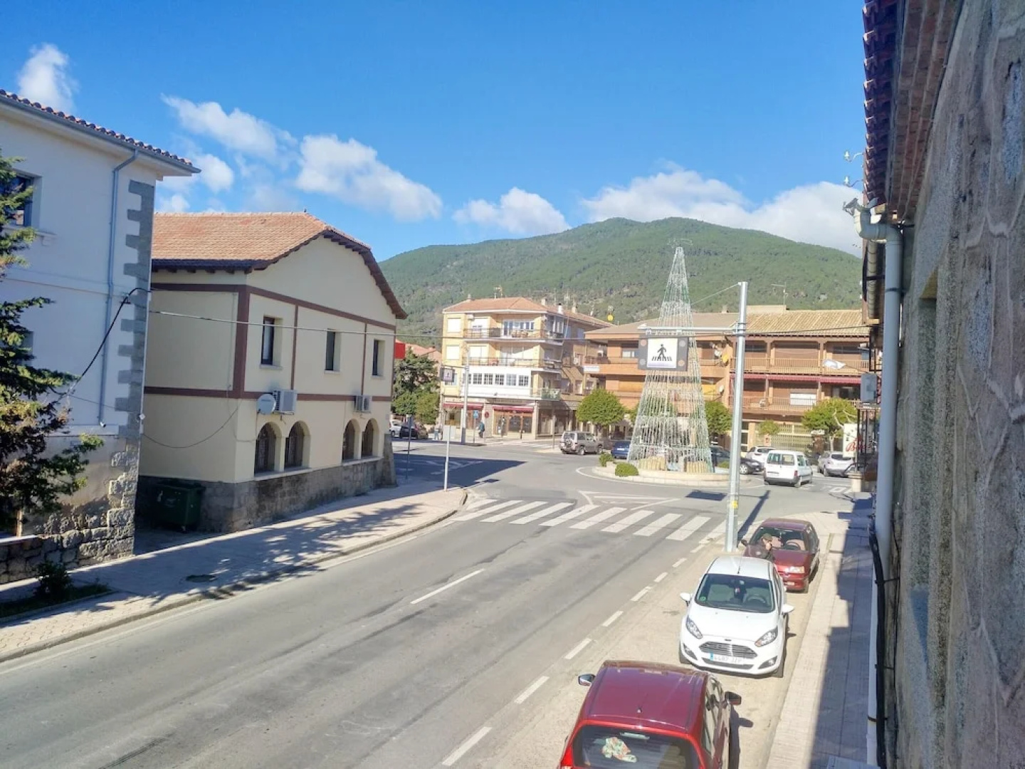 Apartment With 2 Bedrooms in Sotillo de la Adrada, With Wonderful Mountain View and Terrace