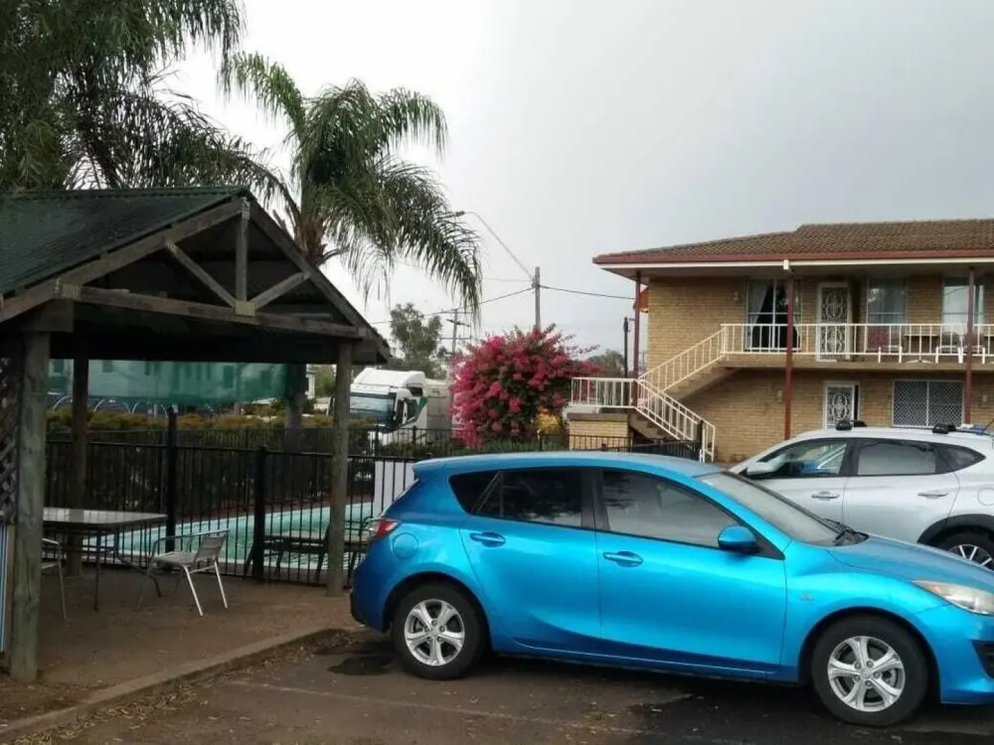 Overlander Motor Lodge