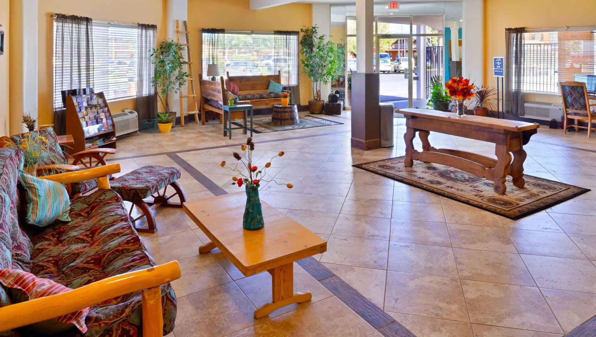 The Classic Desert Aire Hotel