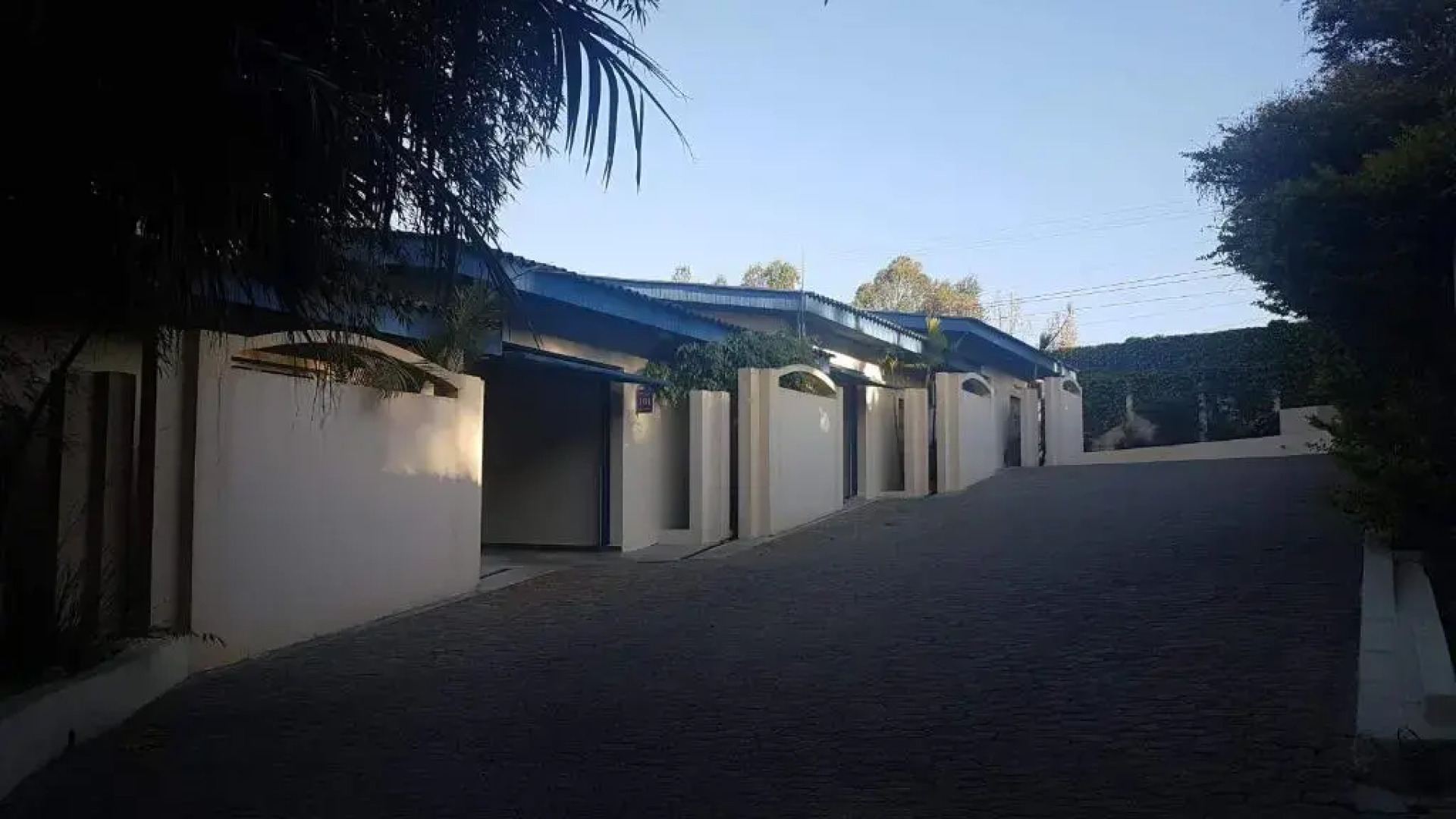 L'acqua Motel Express