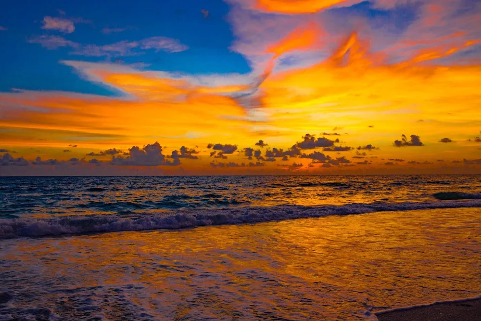 Runaway Bay Condominiums by Anna Maria Island Beach Rentals