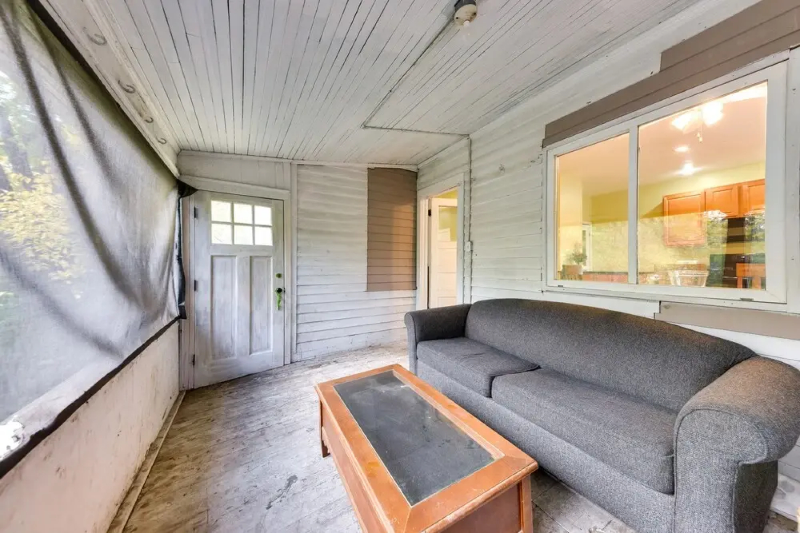 Family-friendly Milwaukee Home w/ Deck Near Uwm!