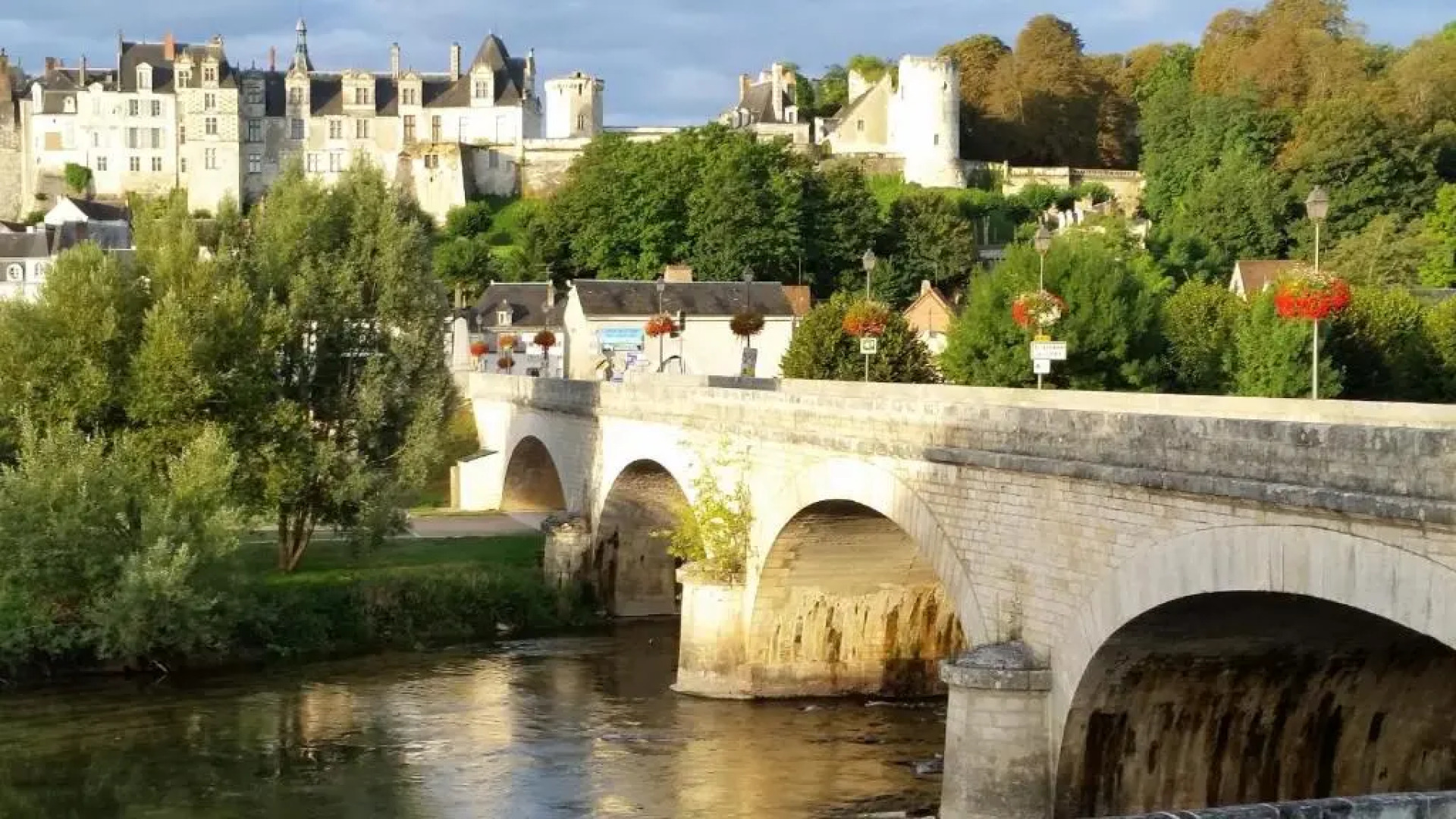 La Chaussee Des Ponts