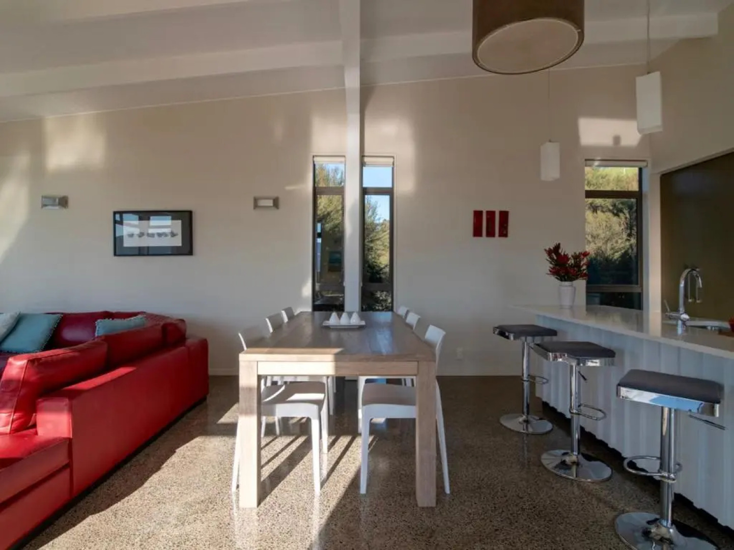 Kotare Point Paradise - Akaroa Holiday Home