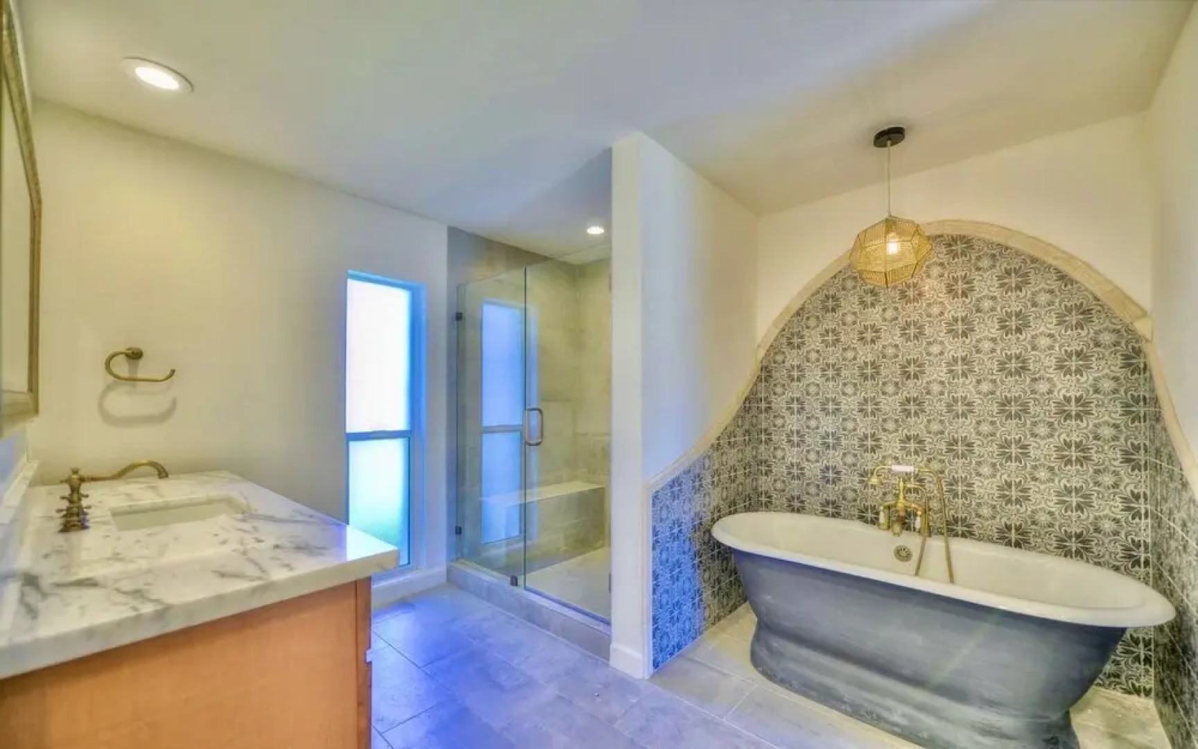 WOWFIFTY - Luxury Communal Wellness Resort Getaways for Adults 50 Plus