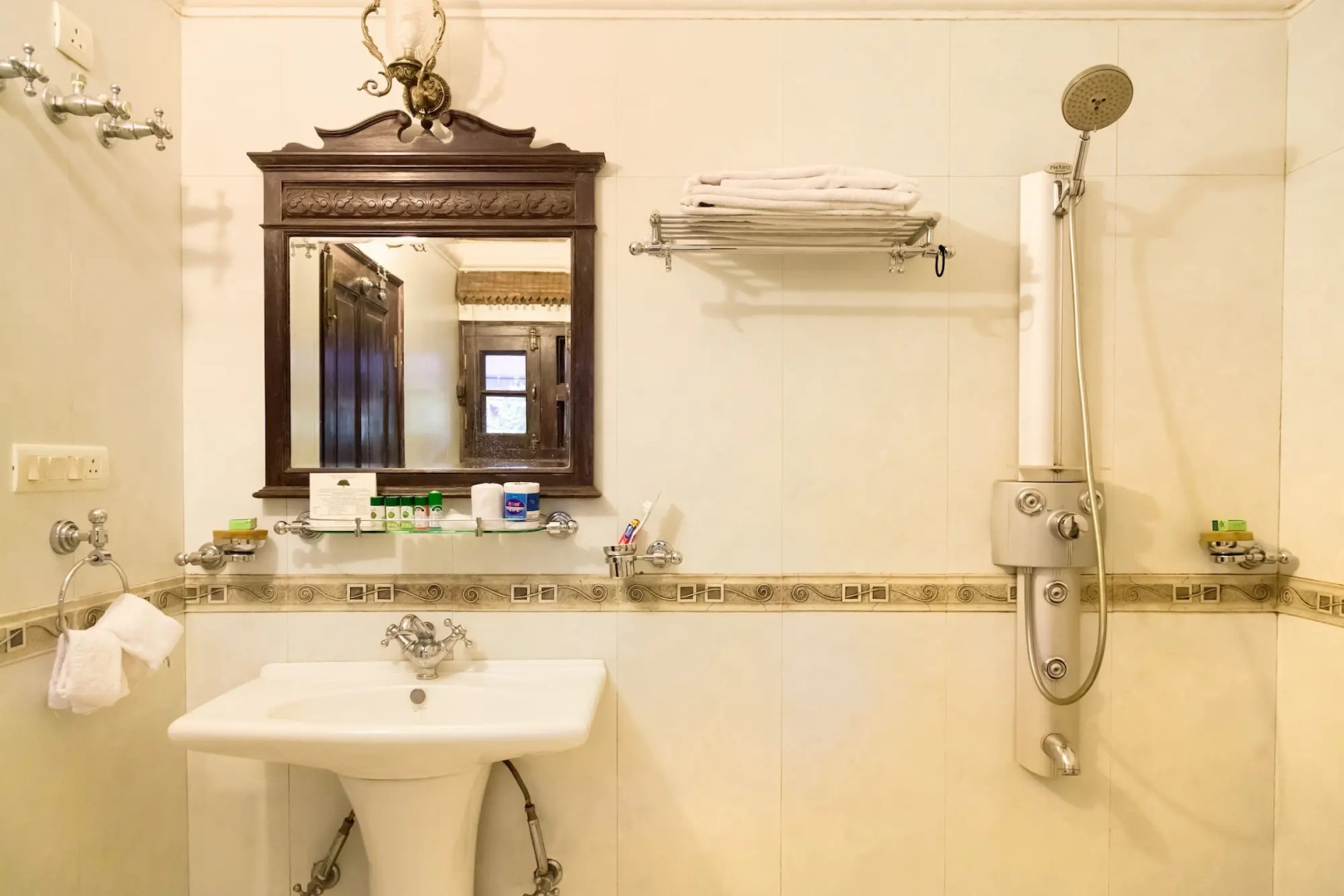 WelcomHeritage Golf View