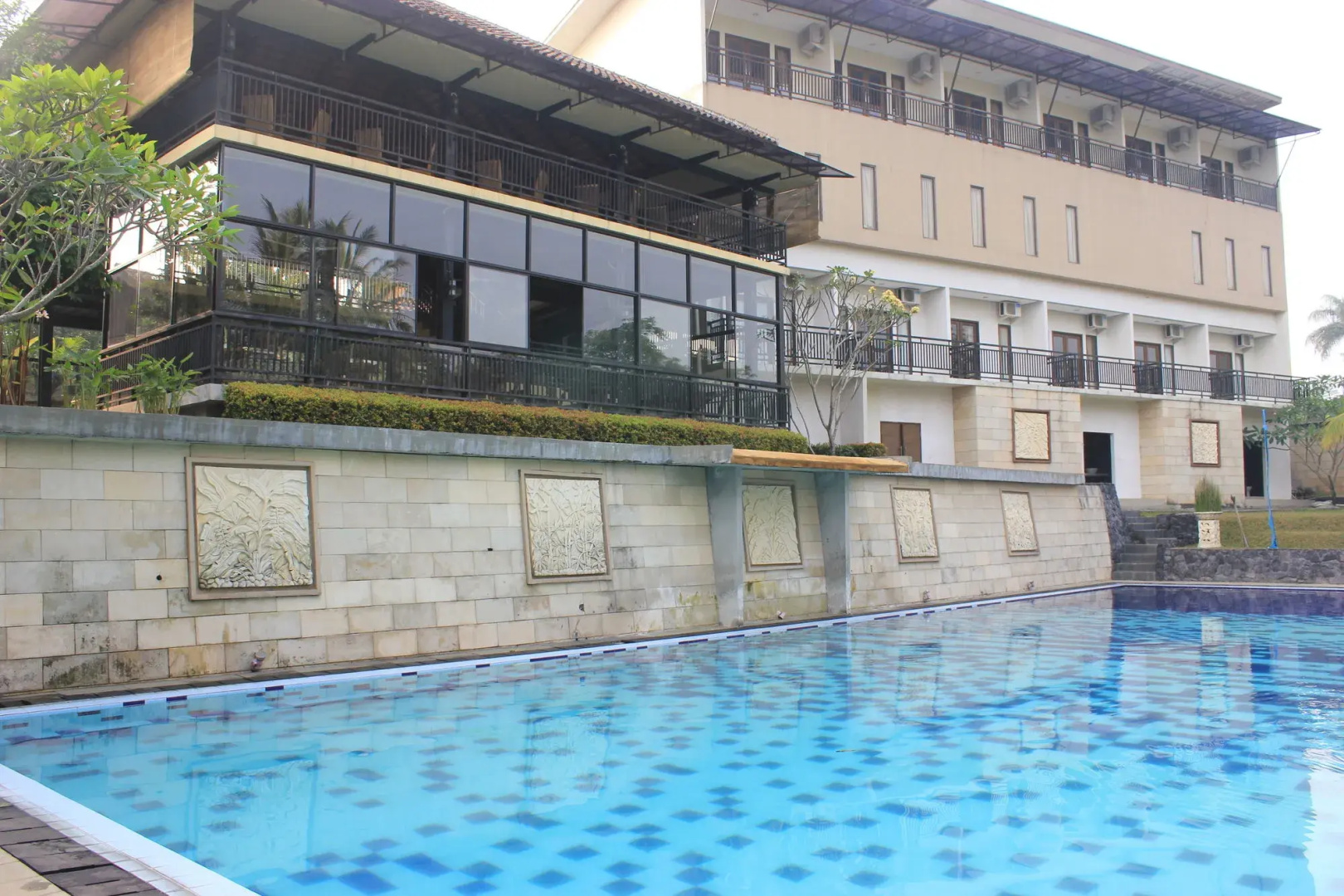 Bumi Cikeas Convention Resort