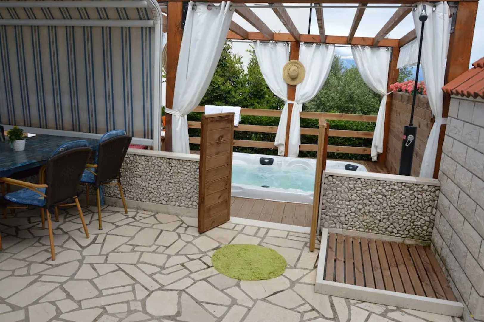 Villa Kale Apartments