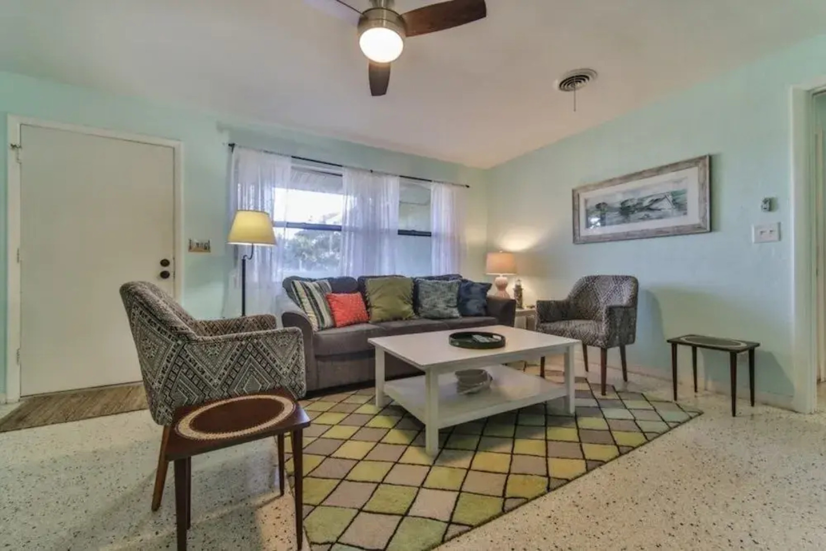 Amazing Pet Friendly 3 Bed House - Heated Pool 3 Bedroom Home by RedAwning