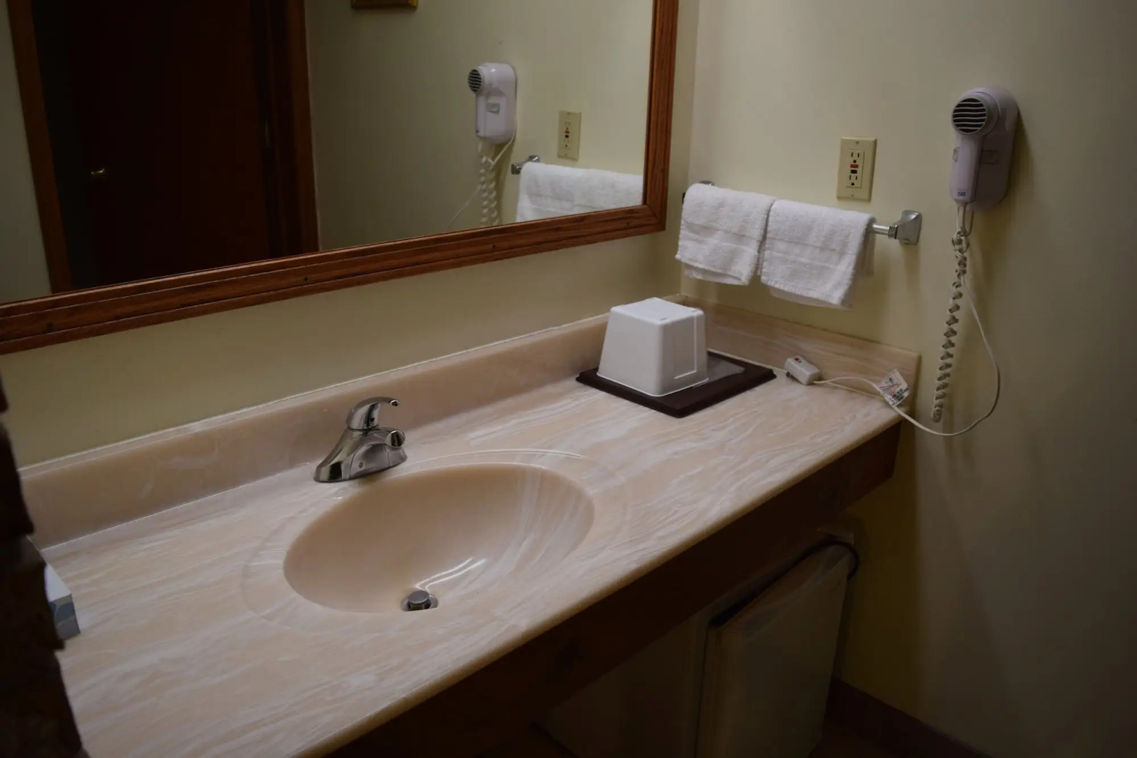 St. Croix Suites - St. Croix Falls