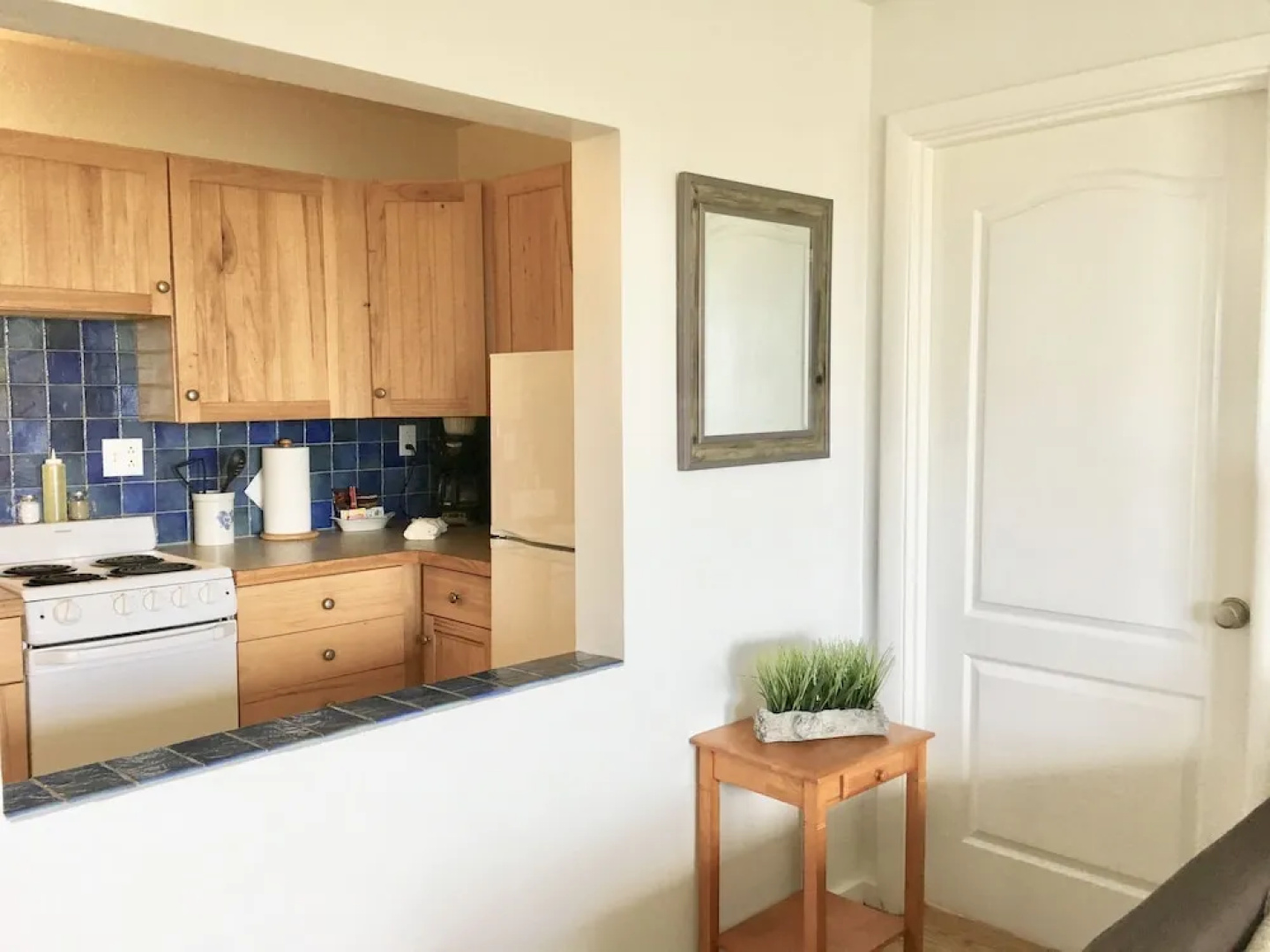 The Tradewinds Condo/Hotel