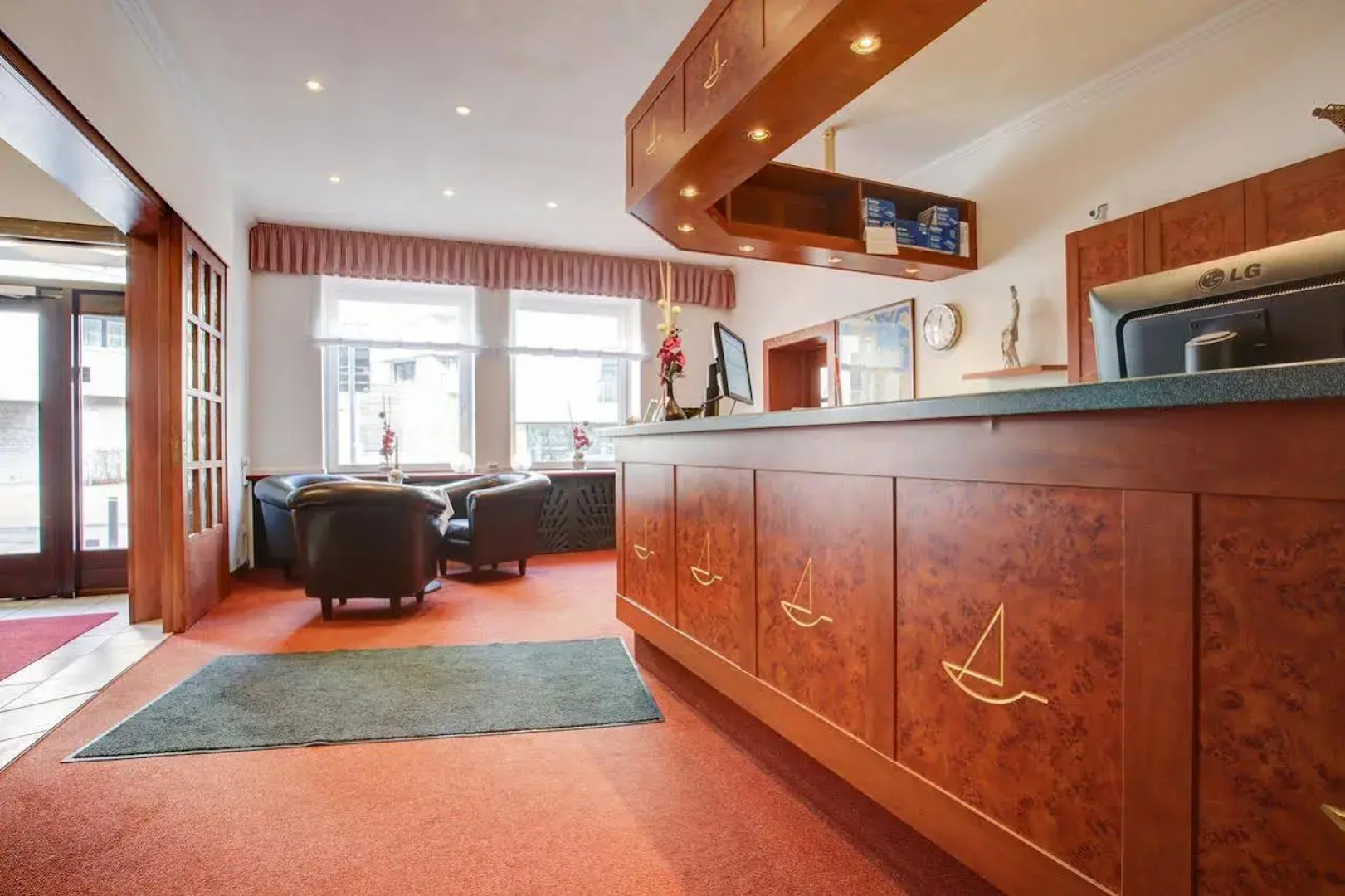 Hotel Consul