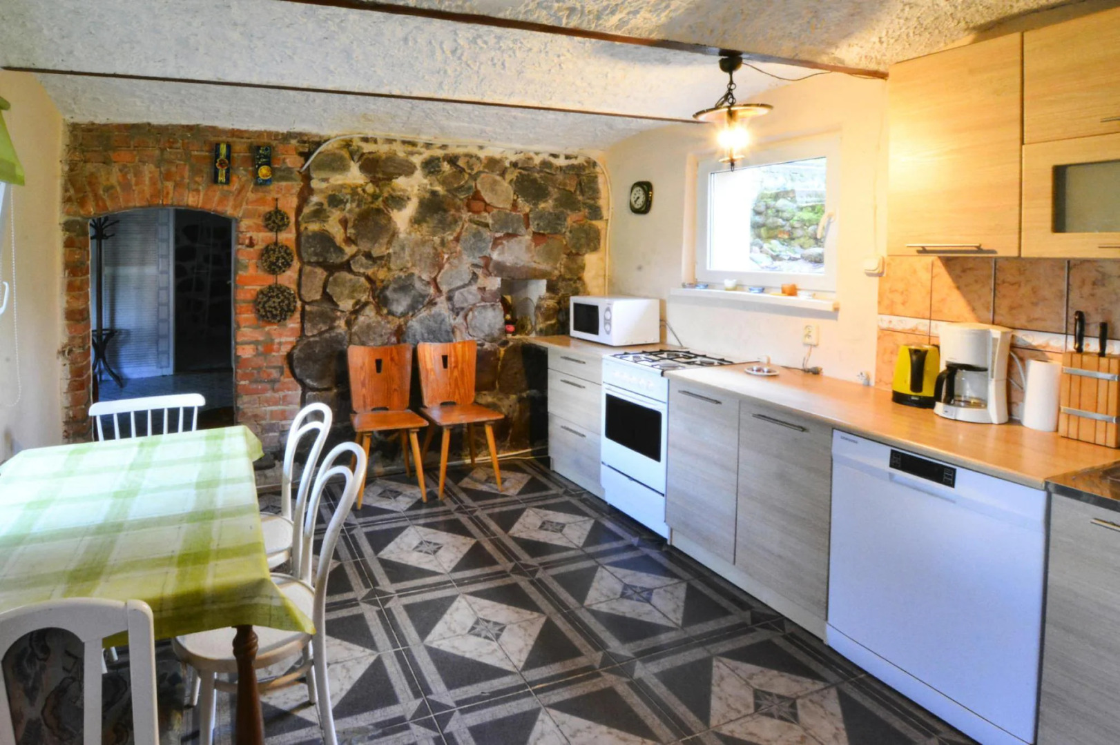 Holiday home by the lake Klepnica