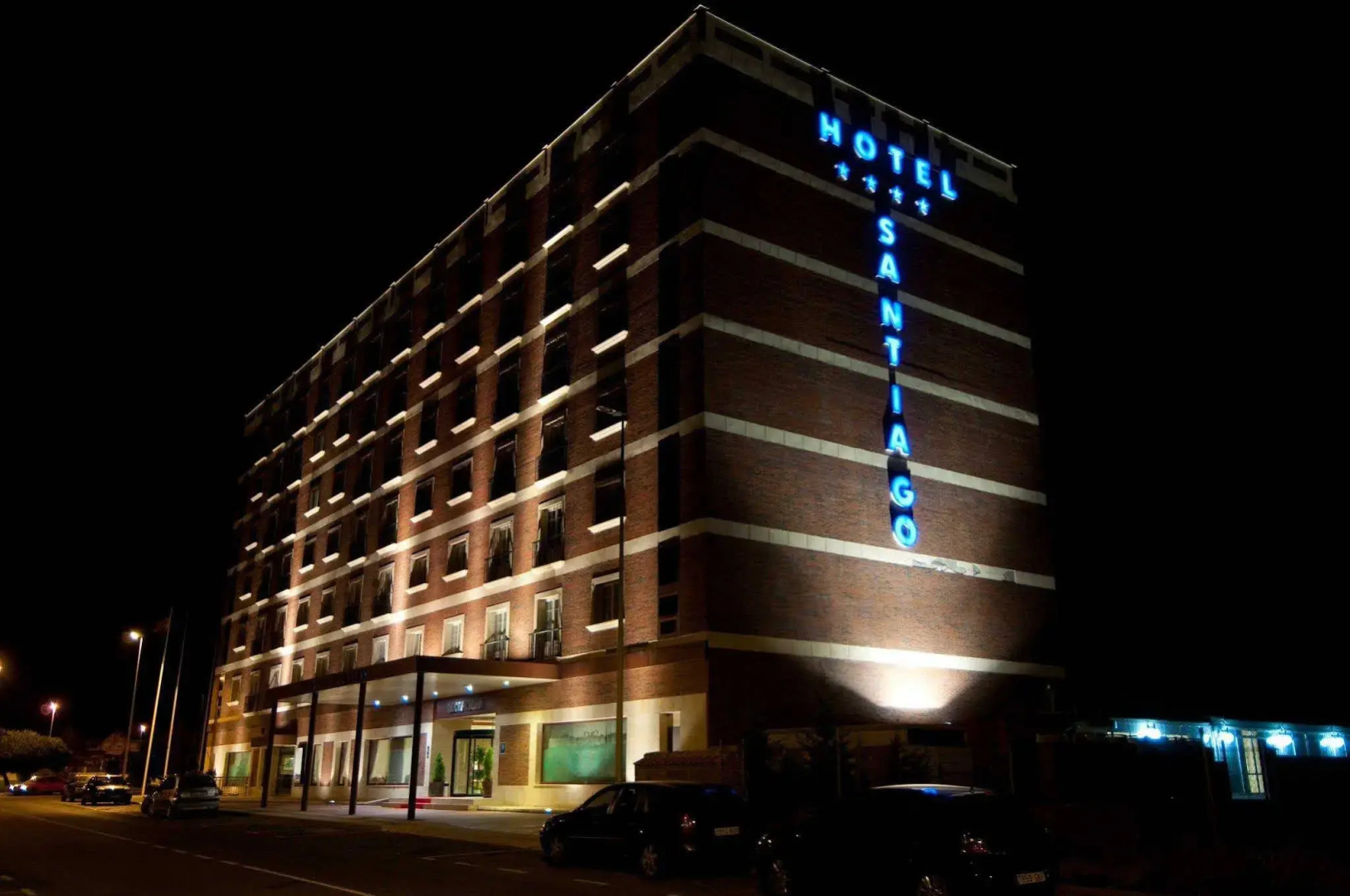 Hotel Santiago de León