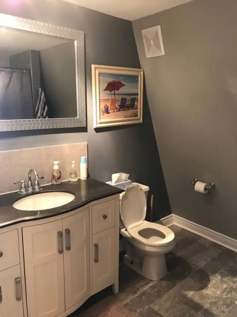 Niagara Beachfront Home