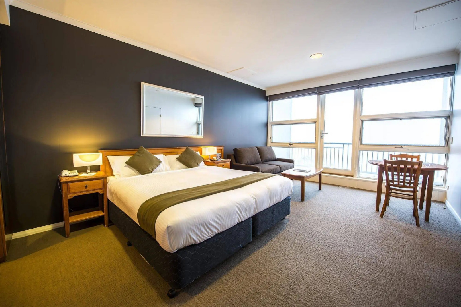 Mt Buller Chalet Hotel & Suites