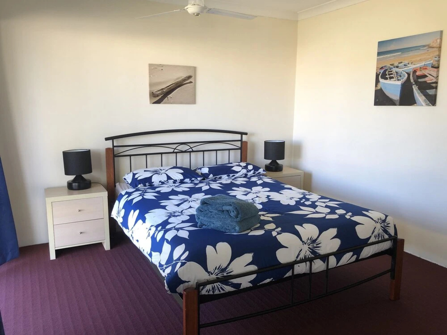 Canal Time Holiday Home