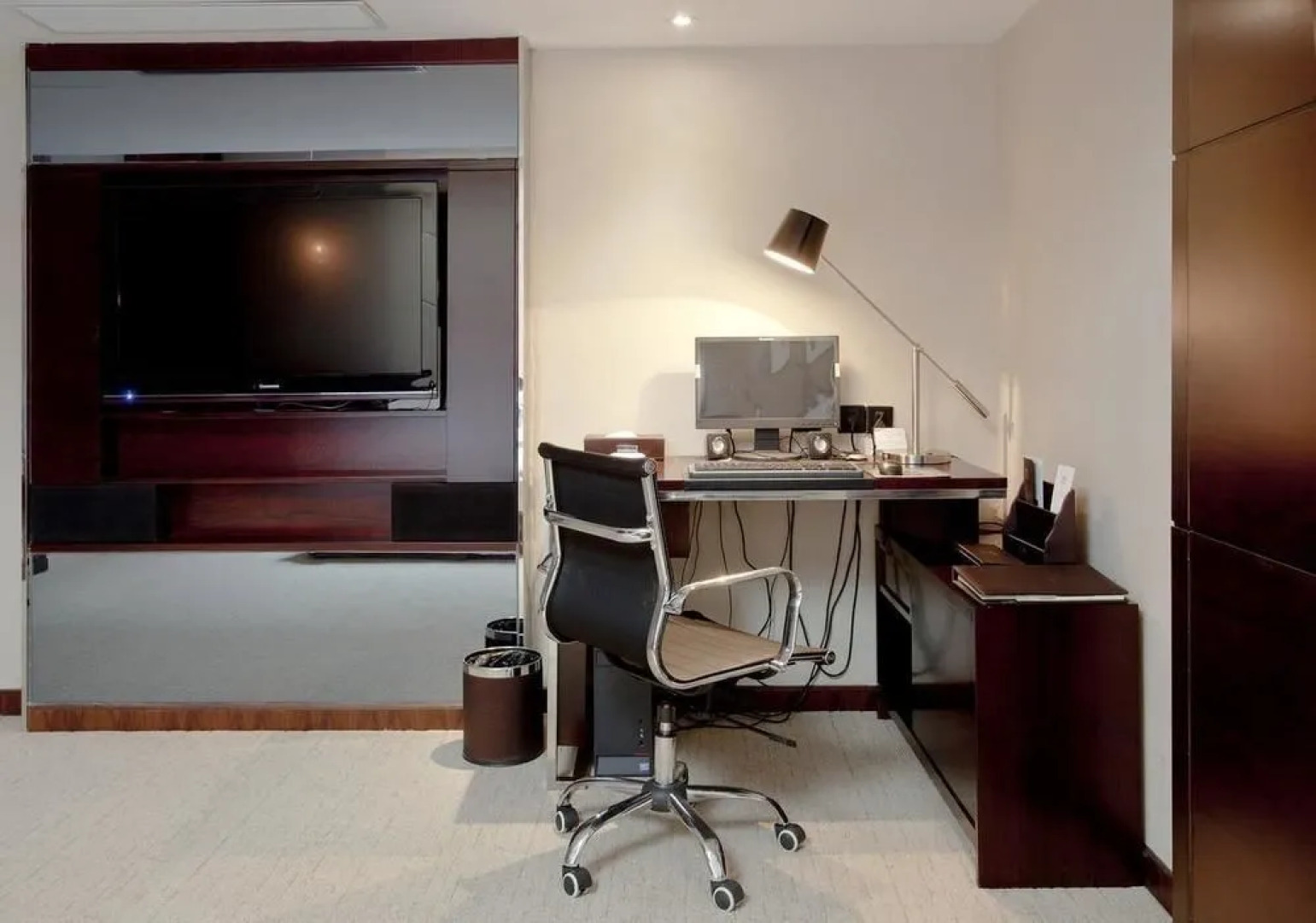 Heroicness Intercontinental Hotel