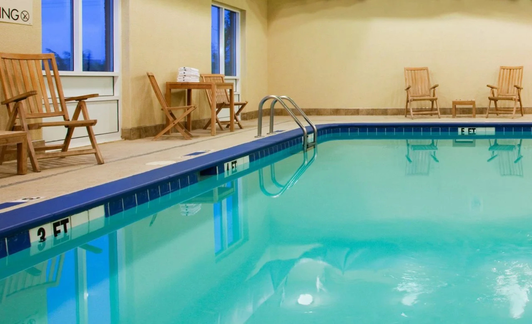 Holiday Inn Express & Suites Lenoir Cty by IHG