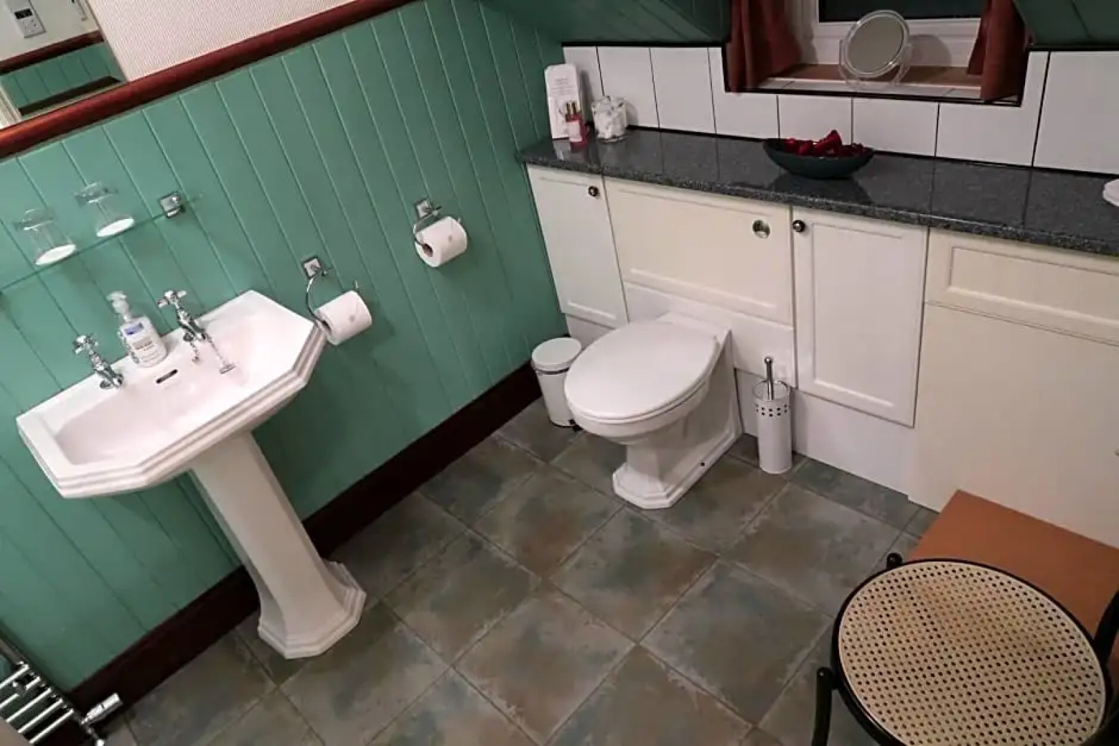 Corunna Bed & Breakfast and Garden Cottage