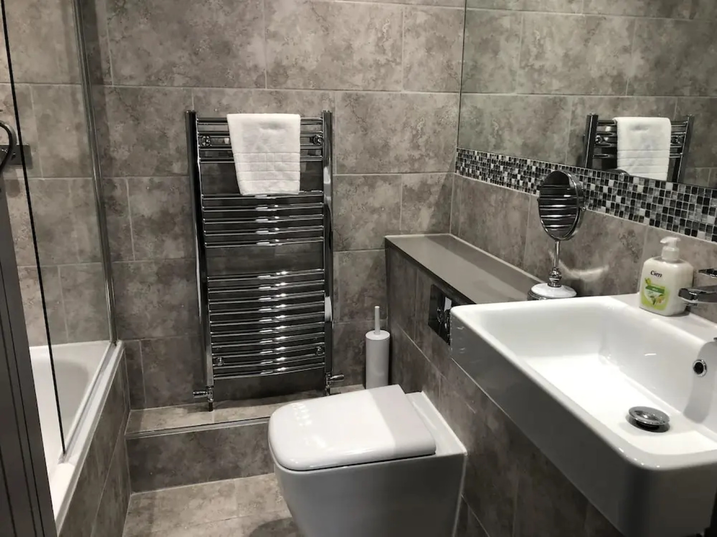 Blazing Donkey Country Hotel