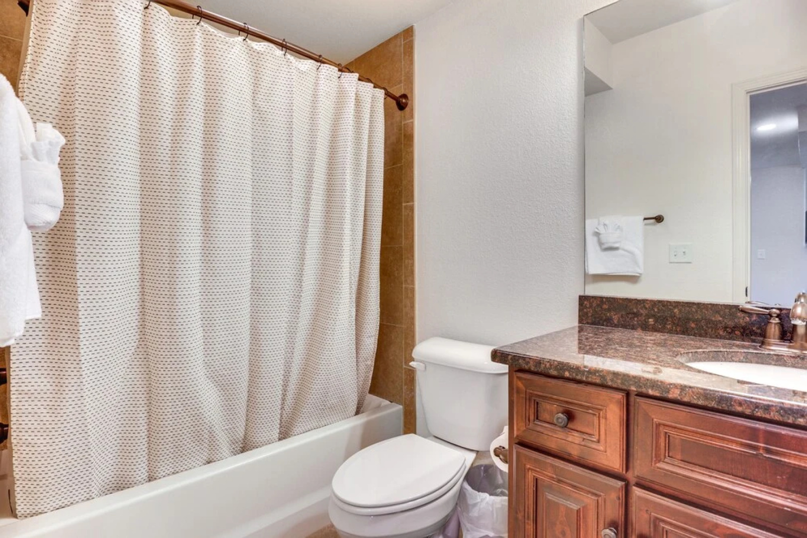 Golf-course View Resort Home in Lake of the Ozarks