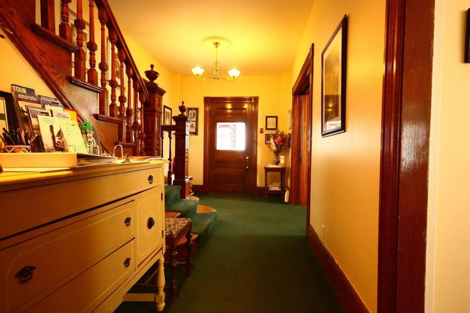 Come From Away B&B Inn
