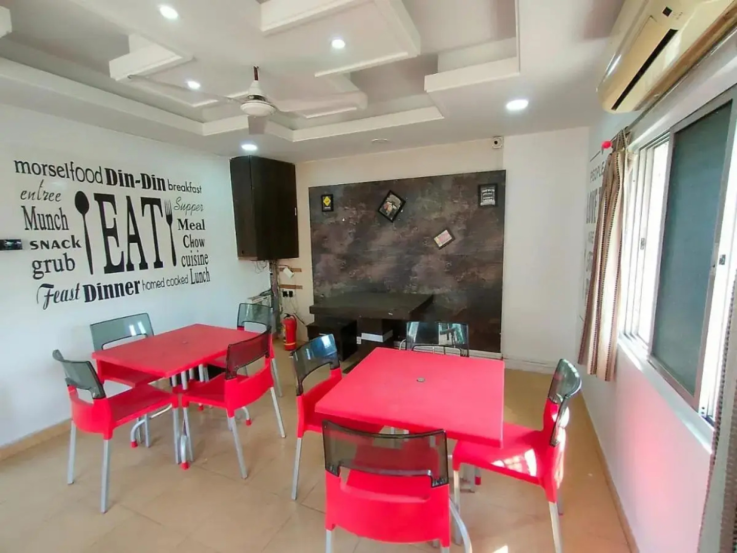 STAYMAKER Chakra Nayan Tara Sonu Inn