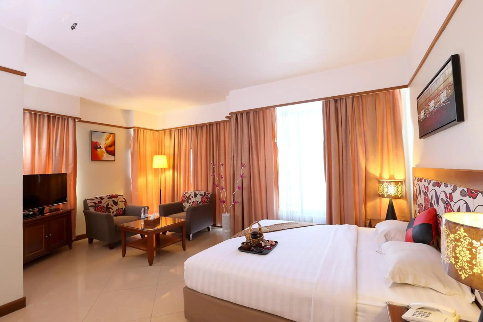 Maximillian Hotel