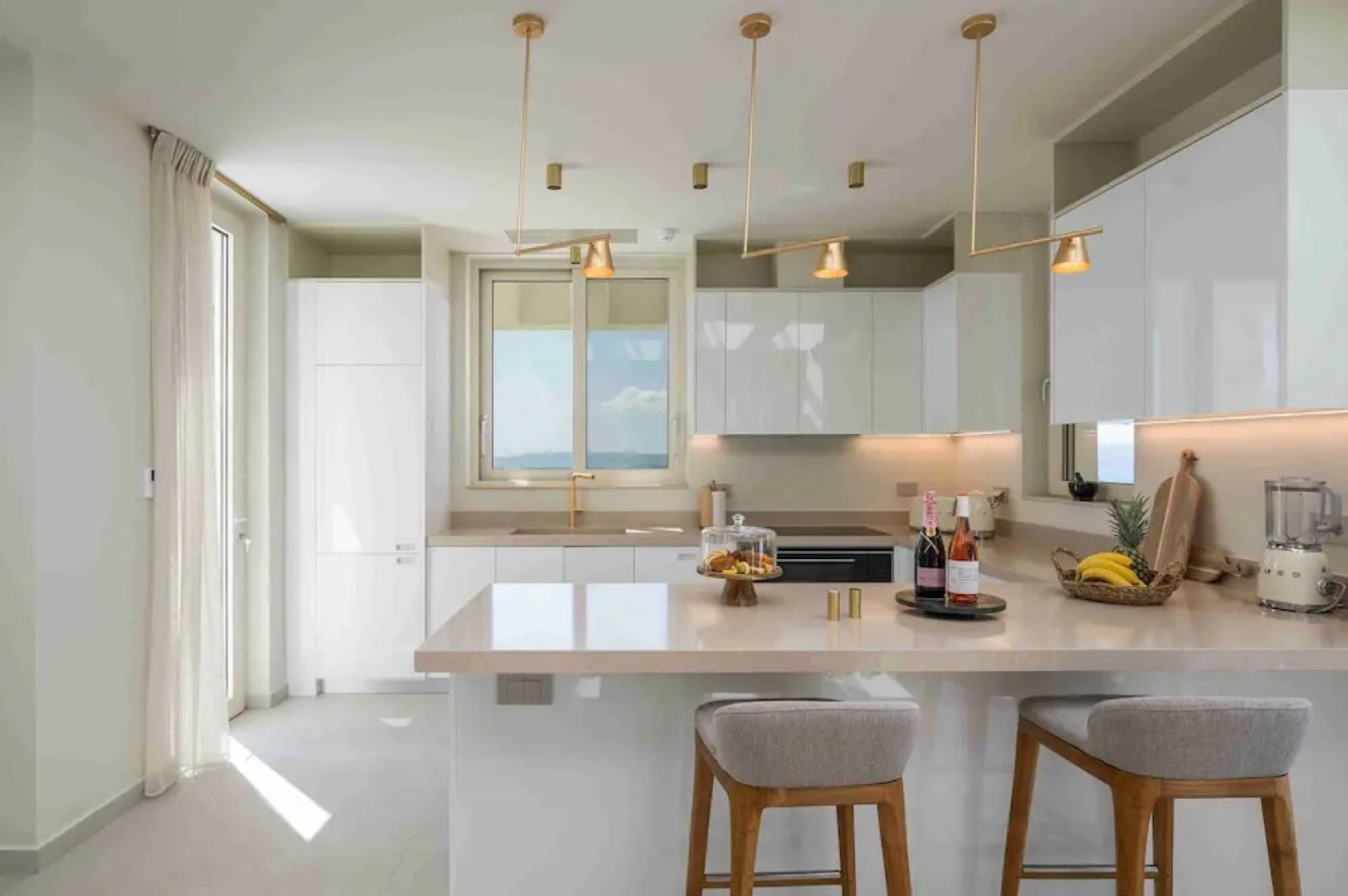 An Elegant villa in Kokkino Horio